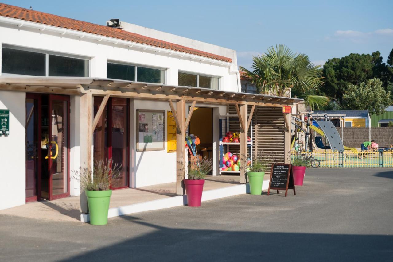 Camping Les Chouans Hotel Saint-Hilaire-de-Riez Exterior photo